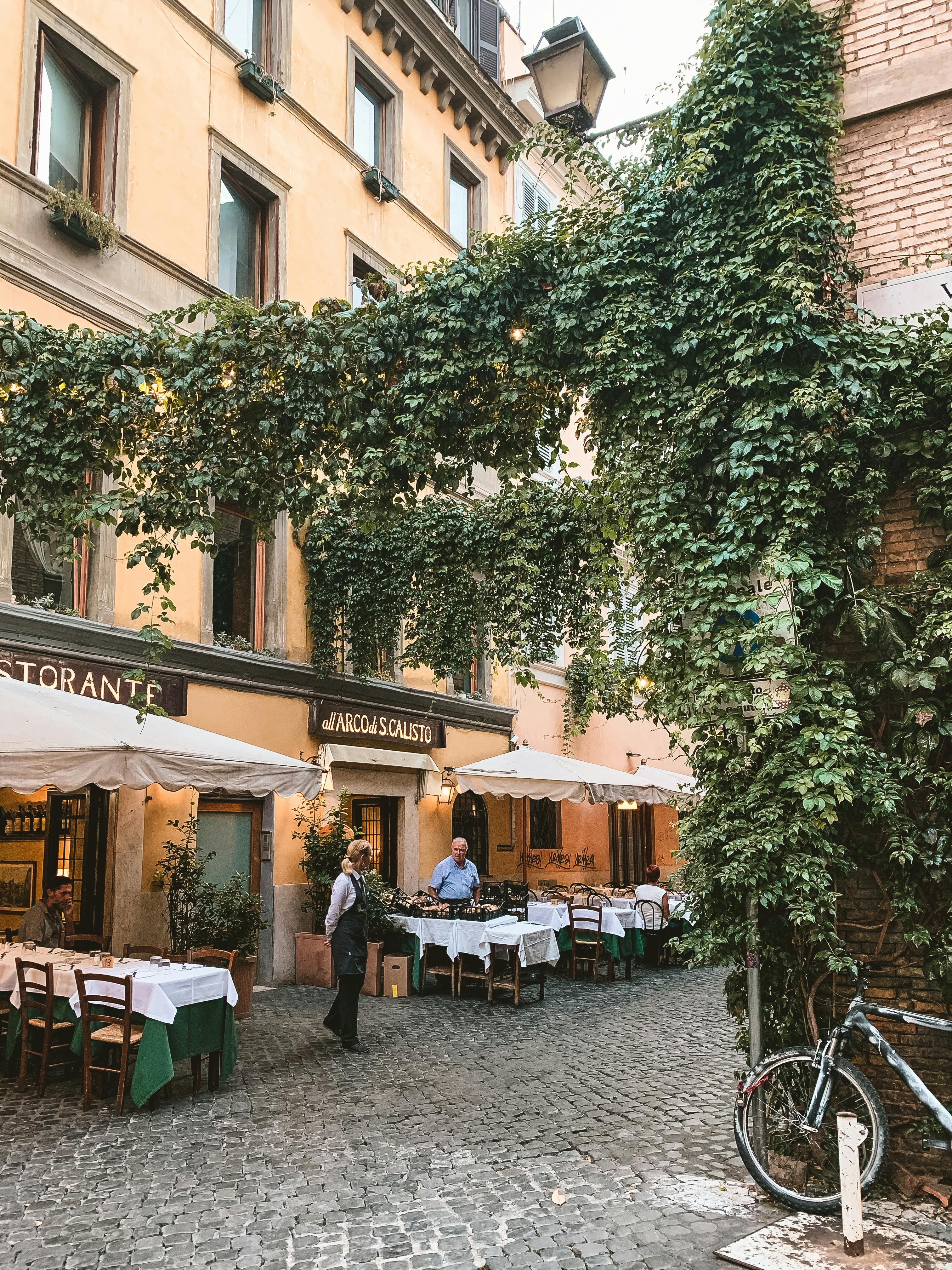 Rome%in%Vespa%Sidecar