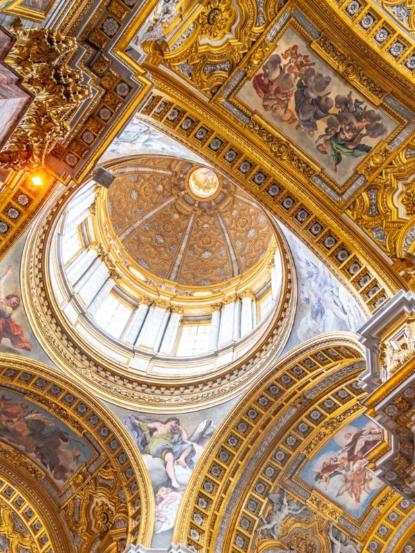 Fiat 500 Tour: A Spiritual Journey Through Rome's Churches