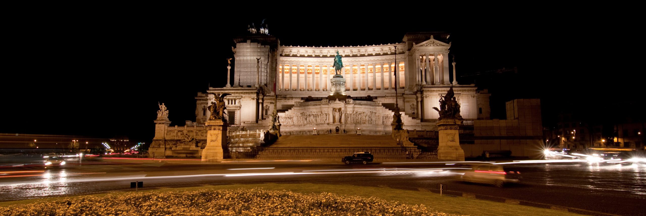 Sidecar night Rome tour experience