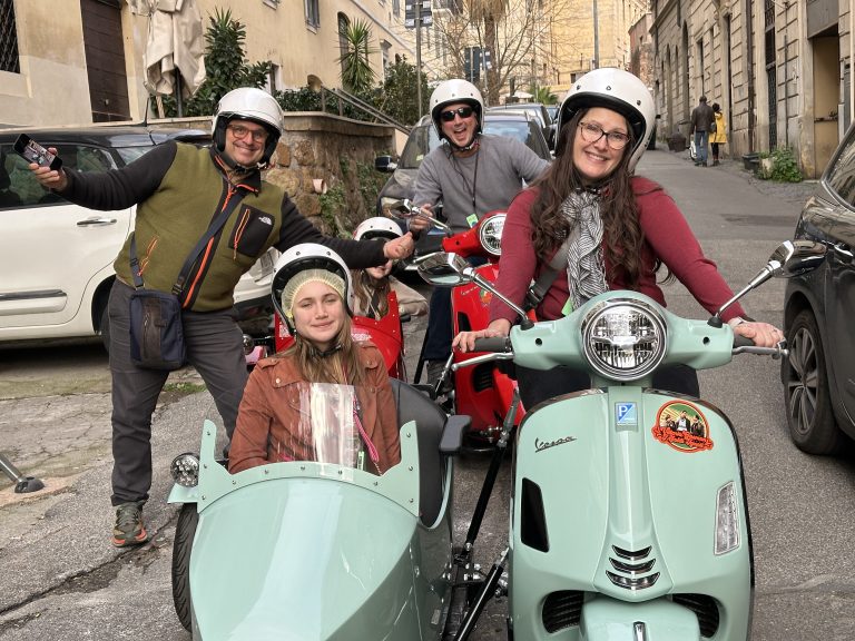 Sunset & Aperitivo in a vespa sidecar